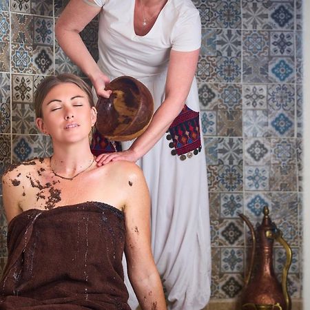 Benben By Dhara Hotels - Adults Only أسوان المظهر الخارجي الصورة A hammam treatment