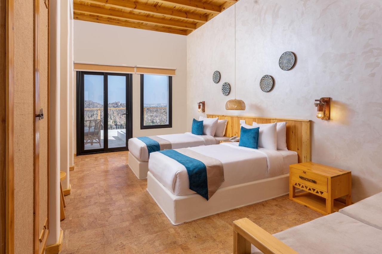 Benben By Dhara Hotels - Adults Only أسوان المظهر الخارجي الصورة A guest room at the Santa Clara Inn