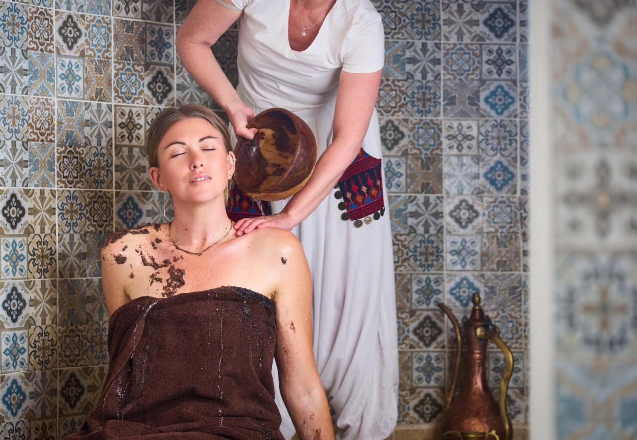 Benben By Dhara Hotels - Adults Only أسوان المظهر الخارجي الصورة A hammam treatment